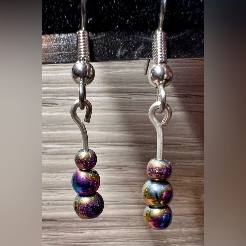 Assorted Lot of 5 Pairs Handmade Iridescent Bead Dangle Hook Earrings - Picture 9 of 11
